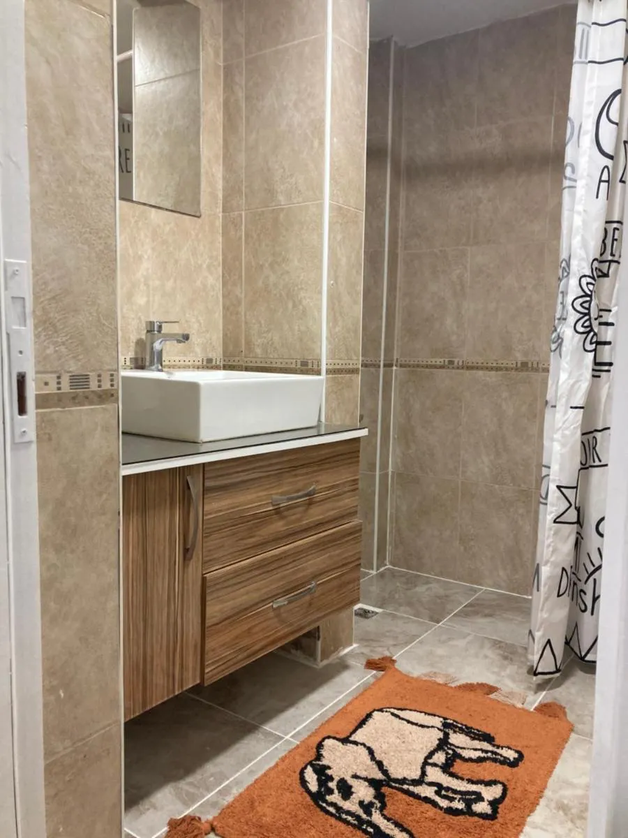 Image 2 of 1+1 ANA CADDE ŞİŞLİ SQUARE CENTRAL HOUSE