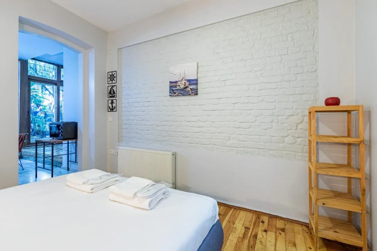 Image 1 of 1 BD Chic Garden Flat in Taksim