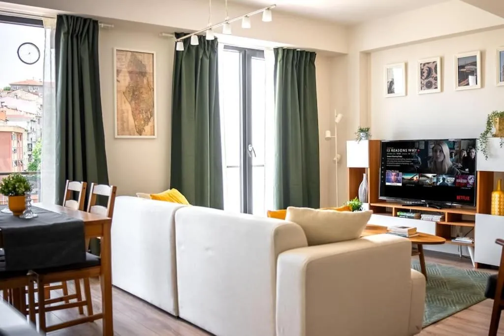 Image of 4B2 brand new flat with air conditioning in Center