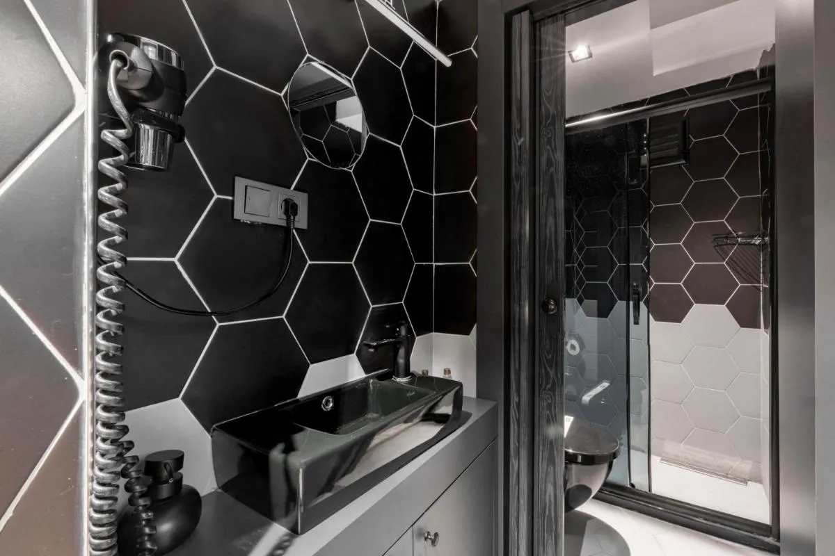 Image 2 of 6 Apartment Galata