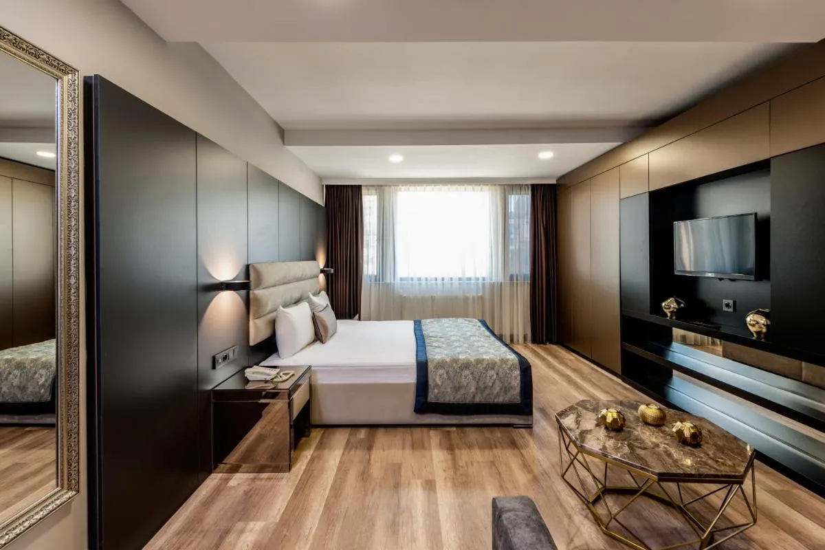 Image 1 of A Palace Suites