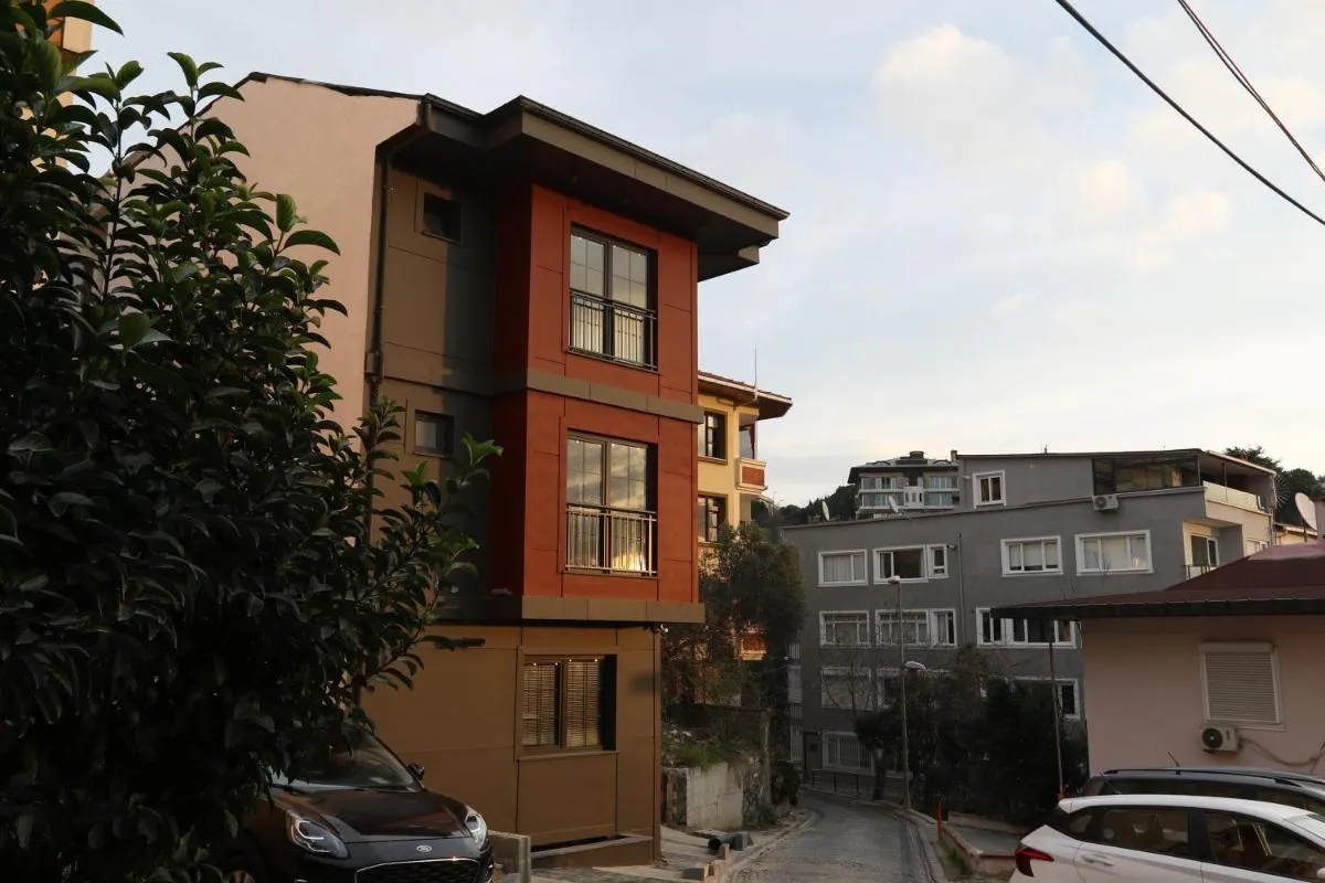 Image 2 of ARC HOUSE
