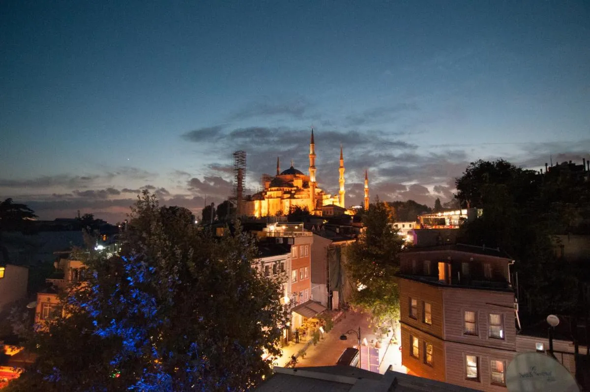Image 1 of Akbiyik Suite Boutique Hotel