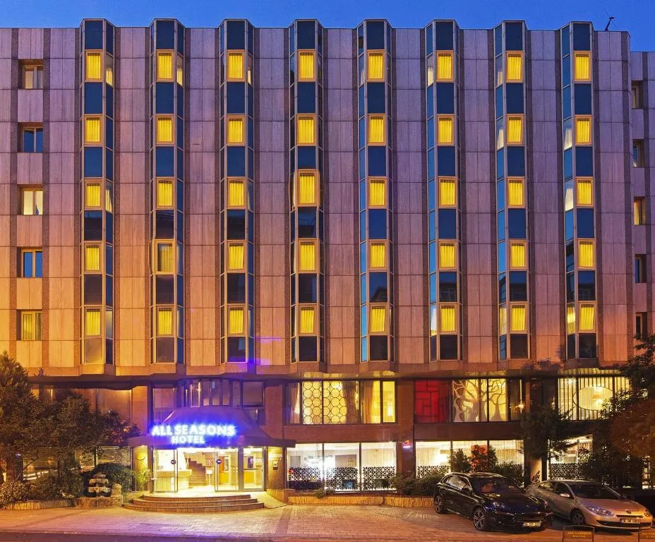 Image of All Seasons Hotel