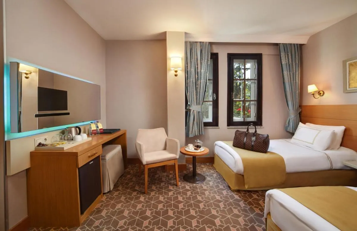 Image 4 of Almina Guest House