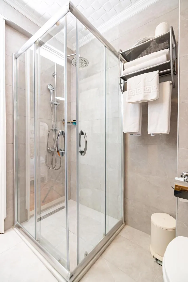 Image 5 of Alzer Hotel Special Class