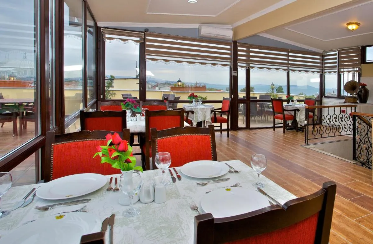 Image 2 of Amber Hotel & Spa