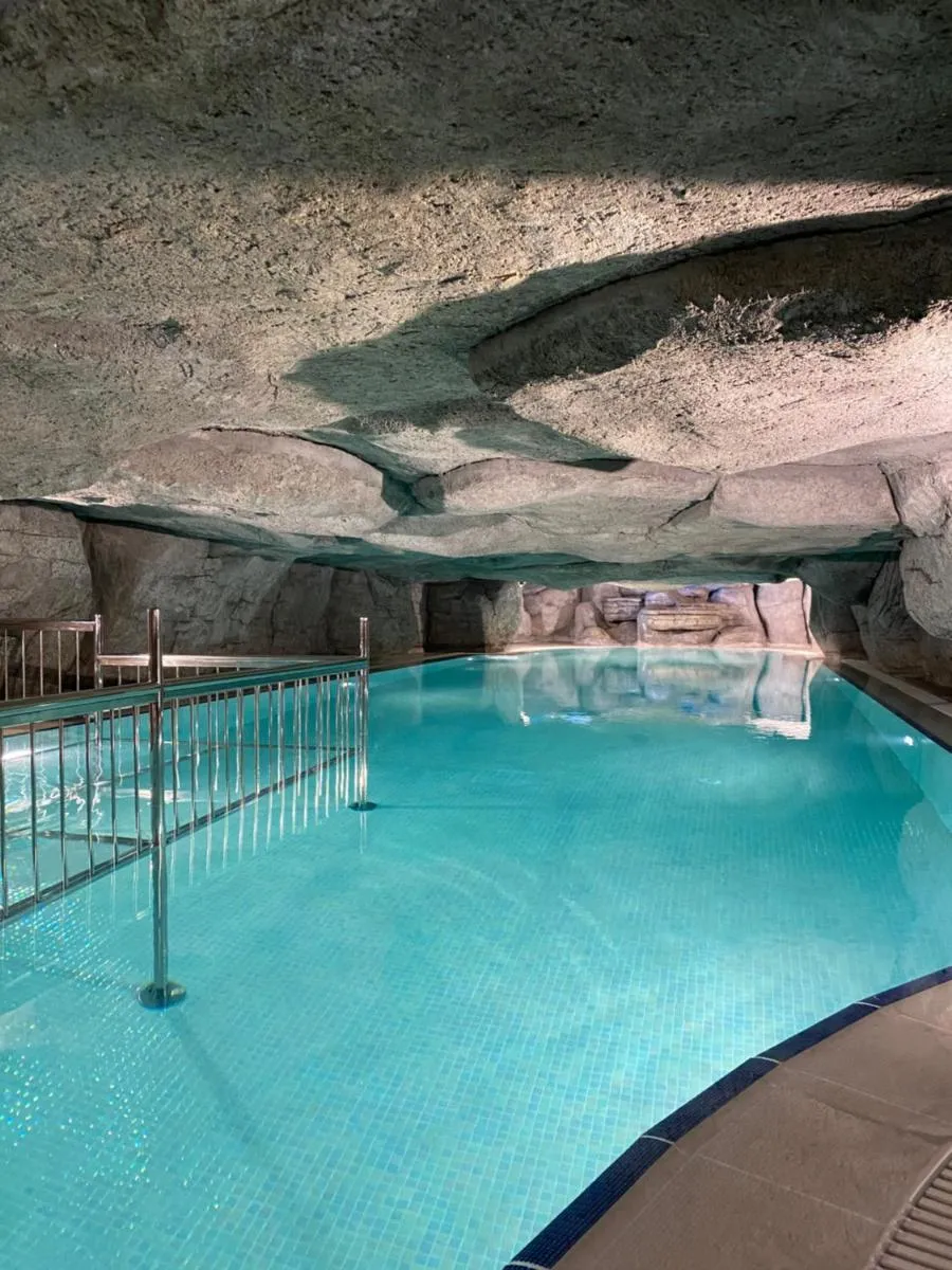 Image 2 of Amethyst Hotel