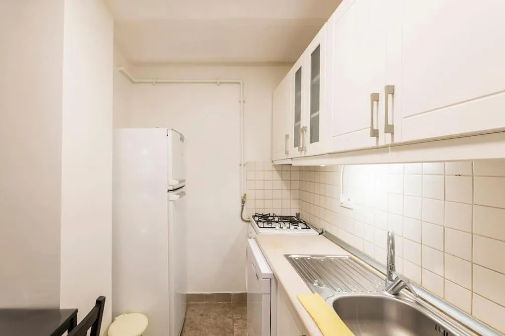 Image 2 of Beautiful 1 Br Apt. w/AC 400 meters Taksim Square