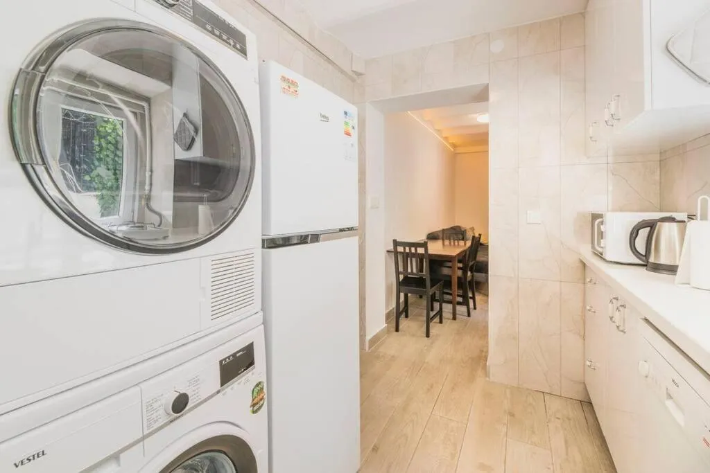 Image 3 of Beautiful 2BR House w/AC 400meters Taksim Square