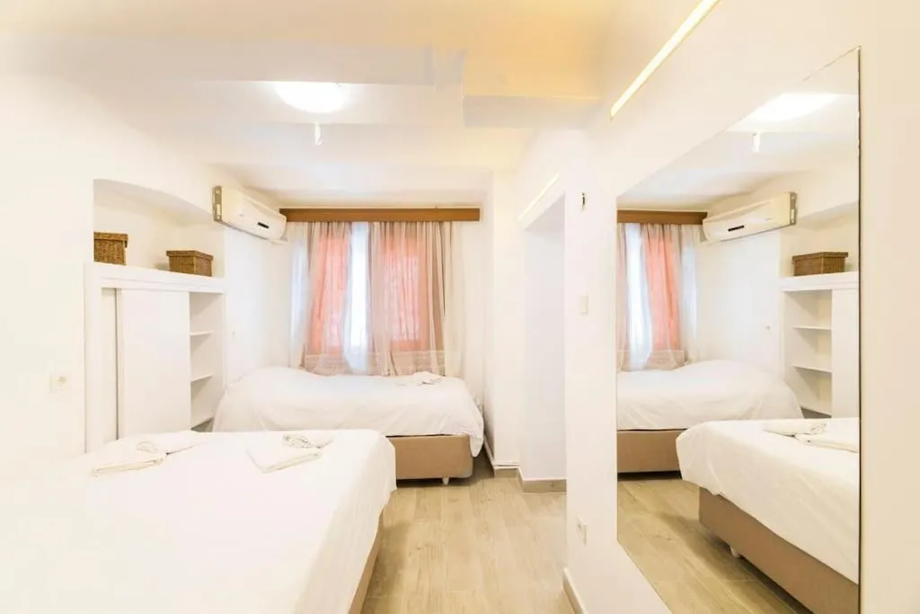 Image 6 of Beautiful 2BR House w/AC 400meters Taksim Square