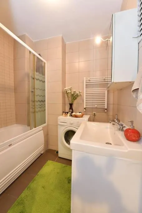 Image 3 of Beautiful Historical Flat in Beyoglu