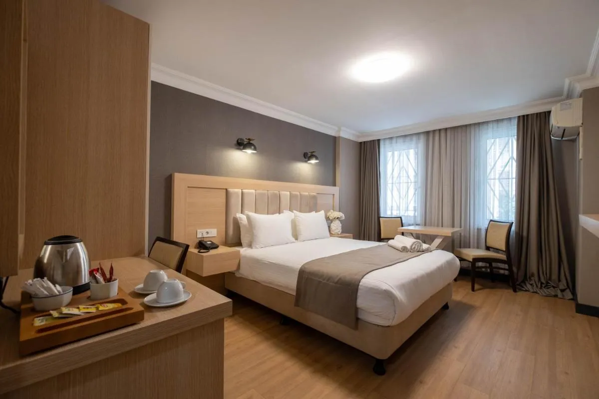 Image 1 of Berr Hotel