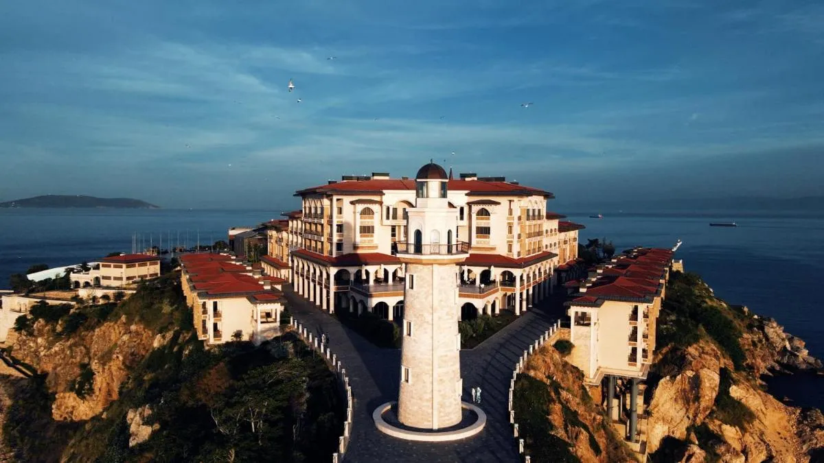 Image 2 of Birun Ada Hotel