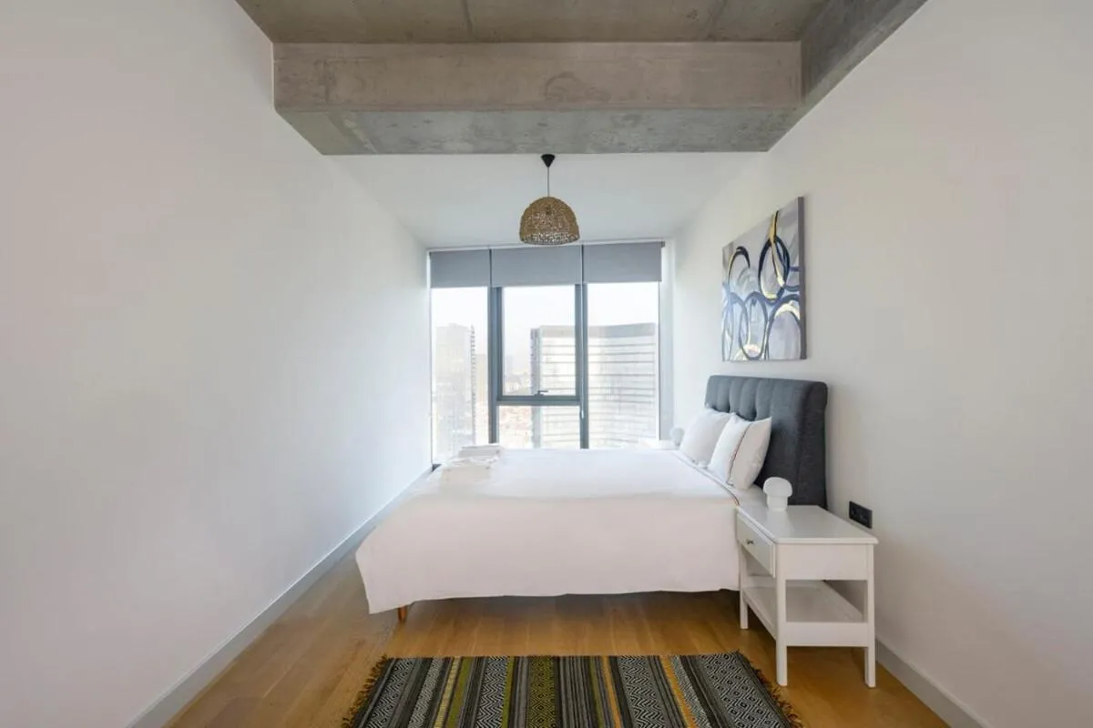 Image 1 of Bright Lovely Deluxe 1bd Condopoolviews! #134
