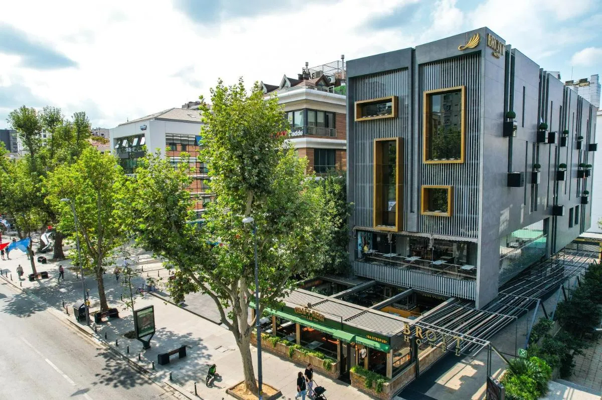 Image 2 of Broyt Hotel