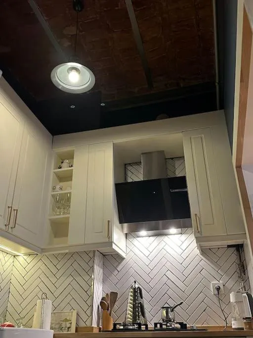 Image 6 of Byzantine Architecture with Modern Decor