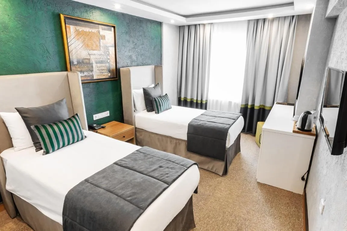 Image of Carlton Hotel Old City