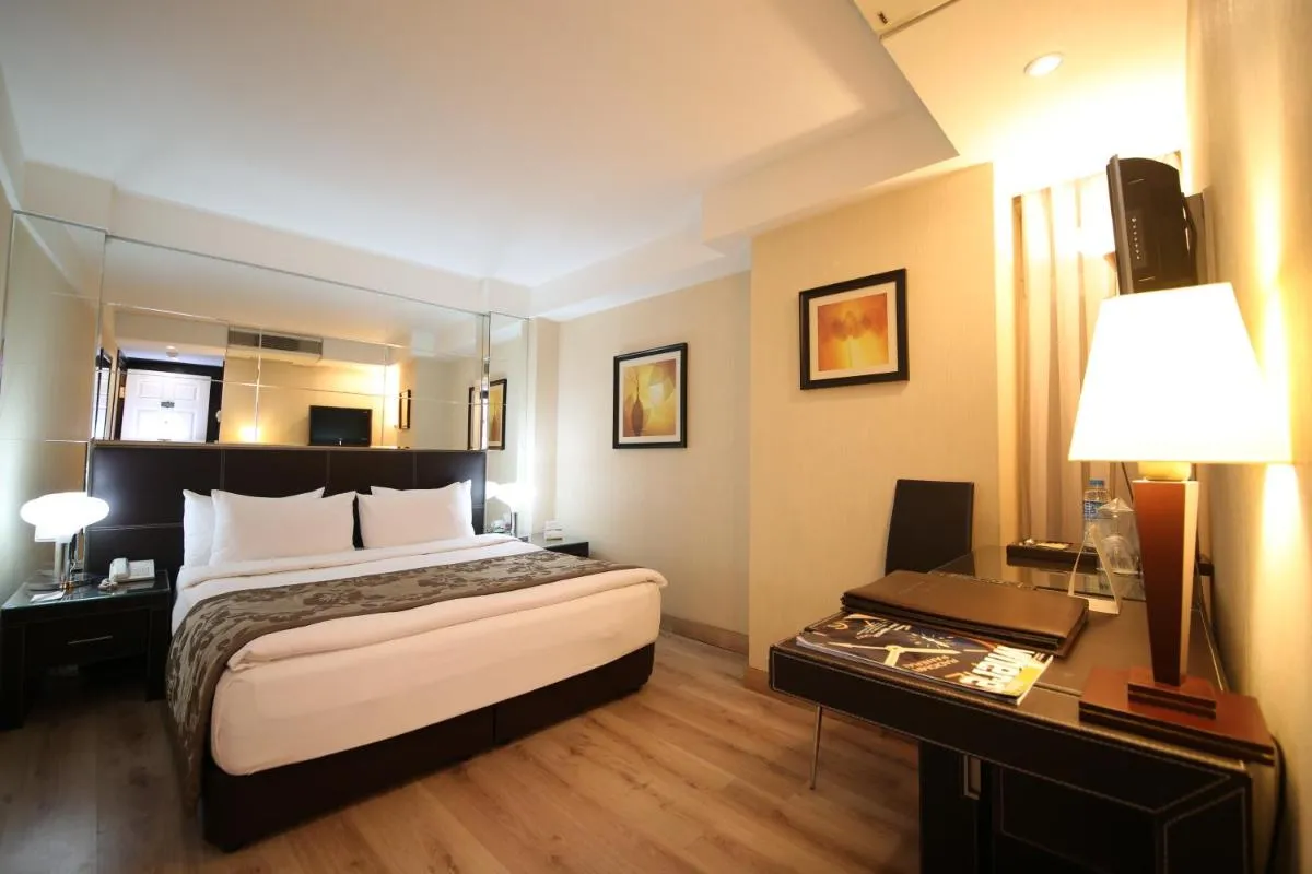 Image 5 of Cartoon Hotel