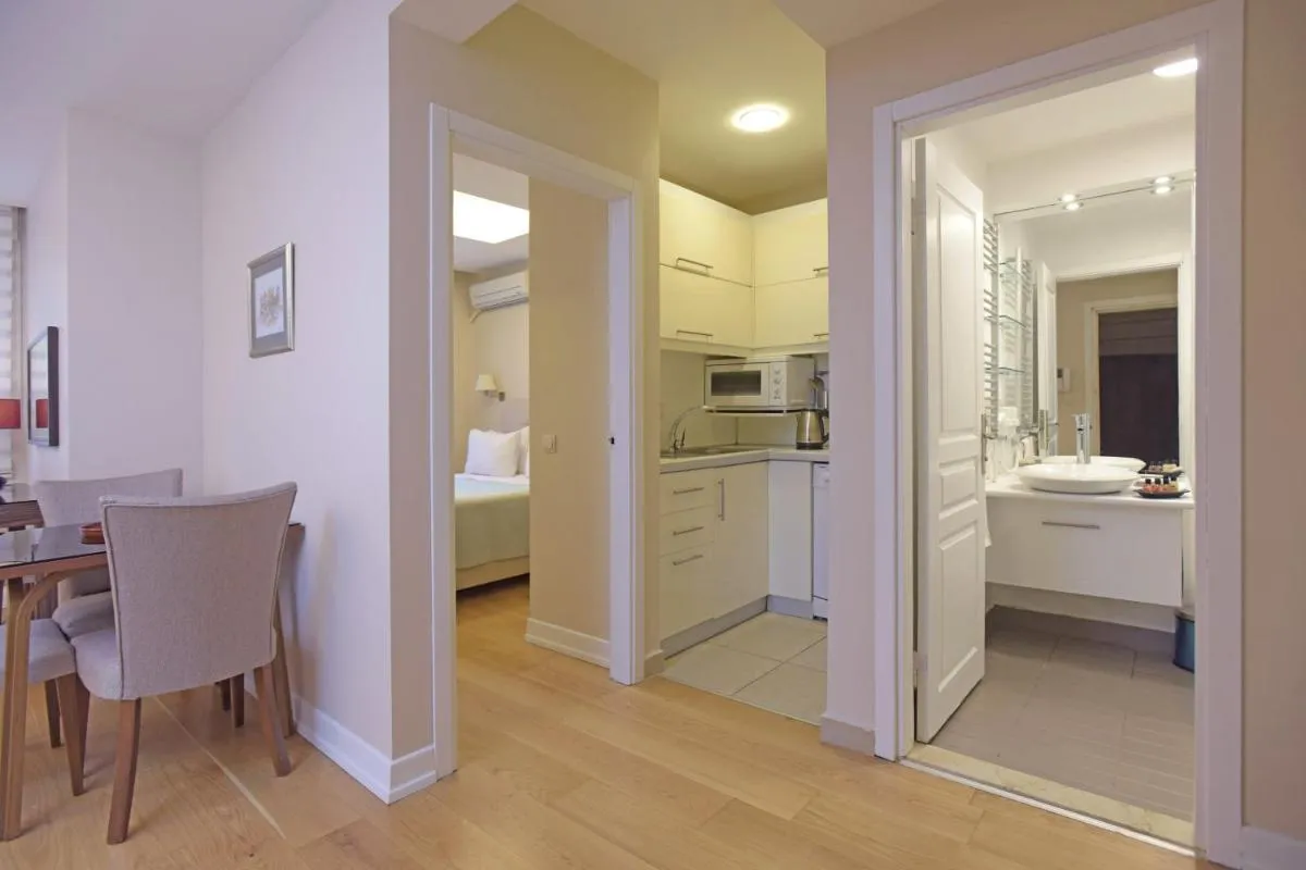 Image 2 of Cheya Sisli Medical & Business City Center Tesvikiye Suites and Apartments