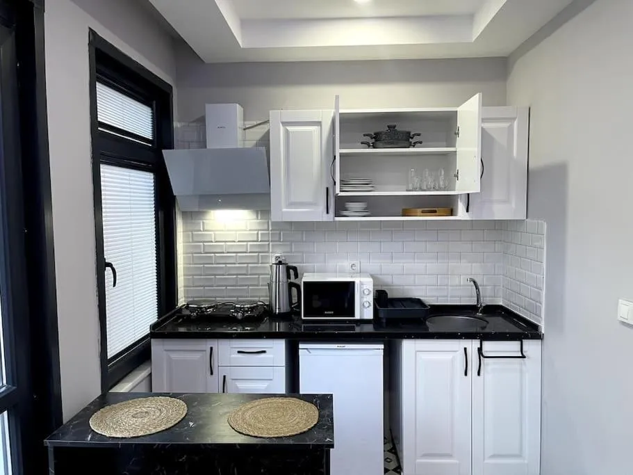 Image of Comfortable and luxurious flat 4