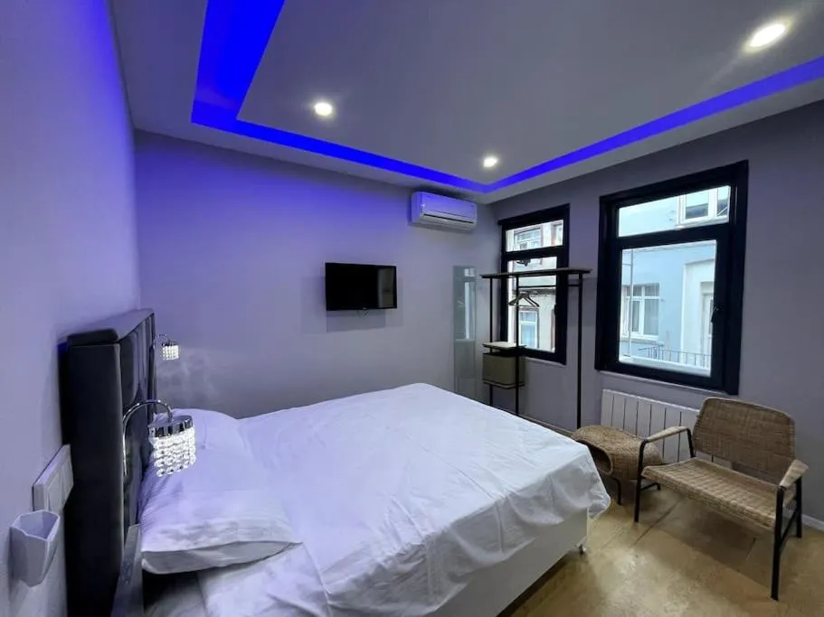 Image 1 of Comfortable and luxurious flat 4