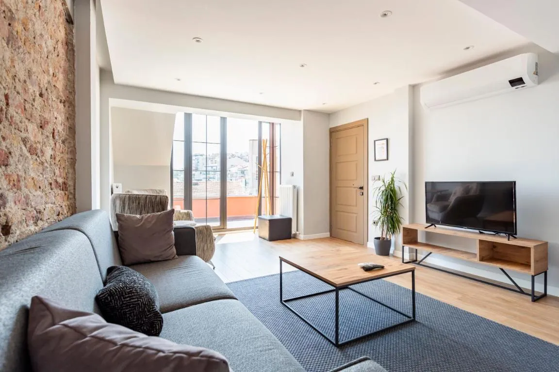 Image of Comfortable apartment with private terrace