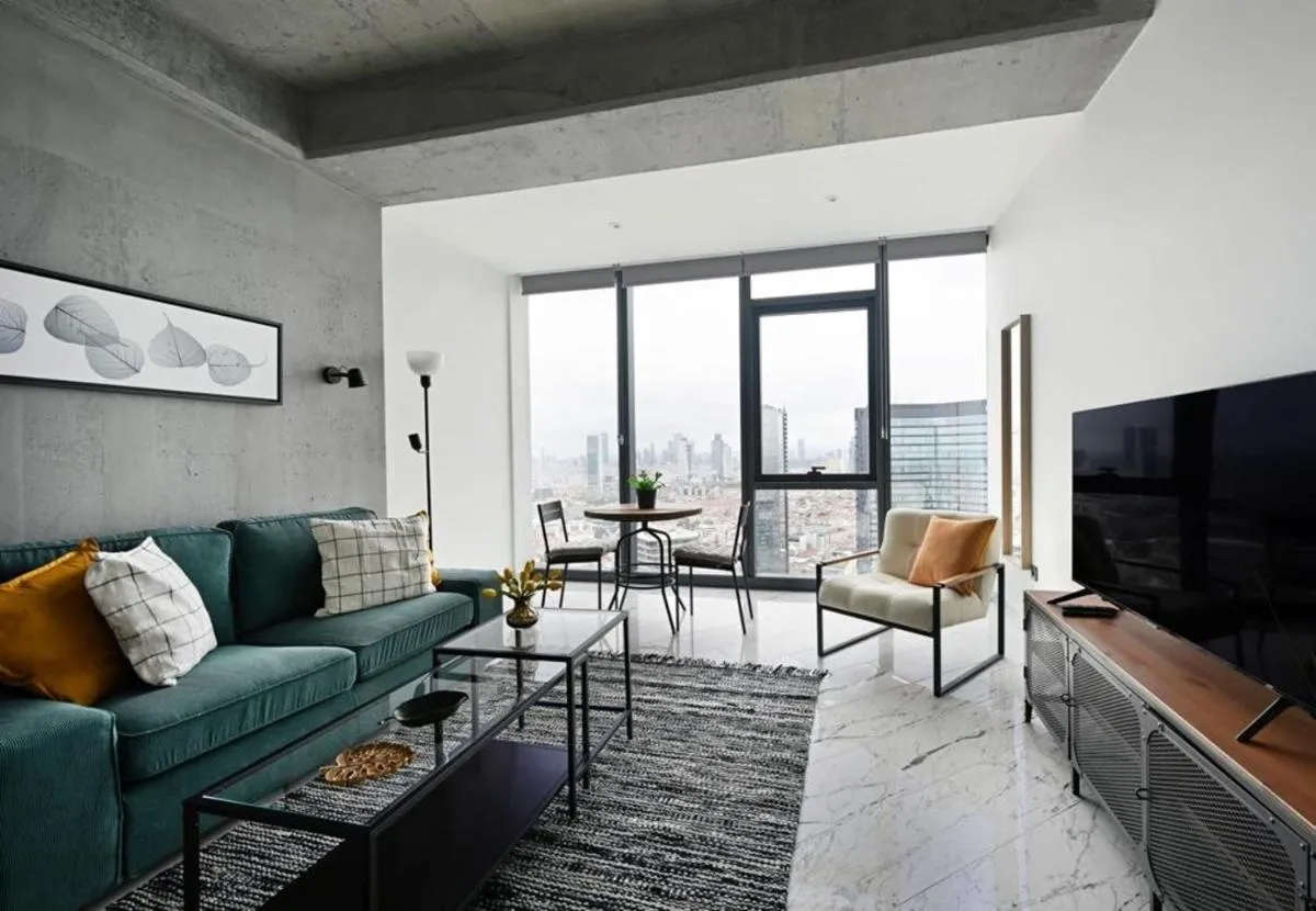 Image 5 of Cool Bright Studio W Parking Poolviews! #238