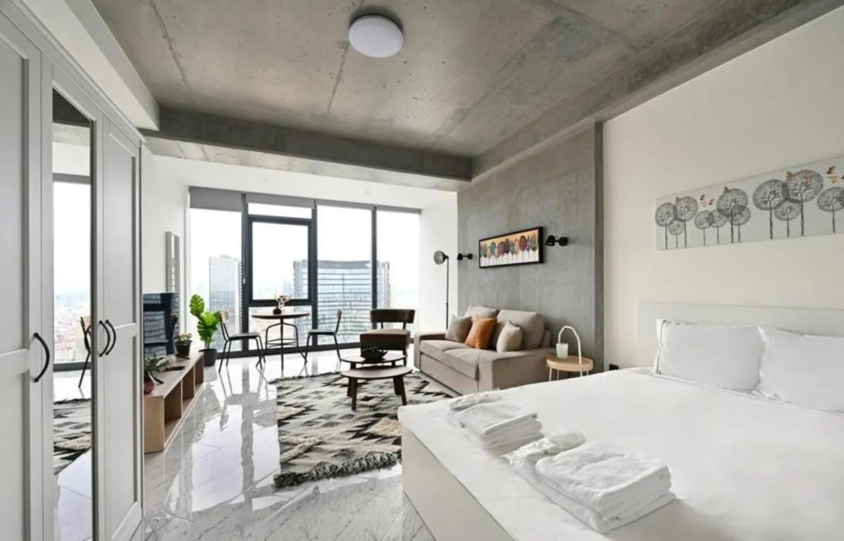Image 1 of Cozy Bright Studio W Parking, Poolviews! #237