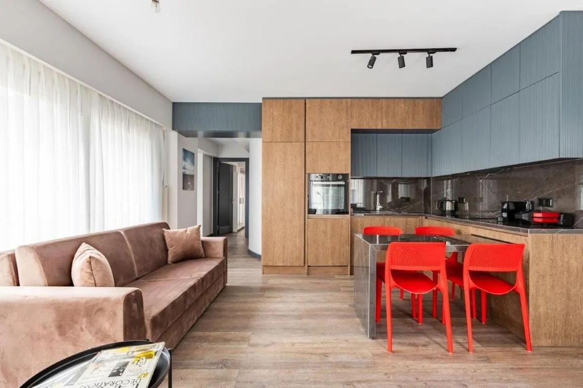 Image of Cozy Bright Wparking 2bd1bath Central Home!#338