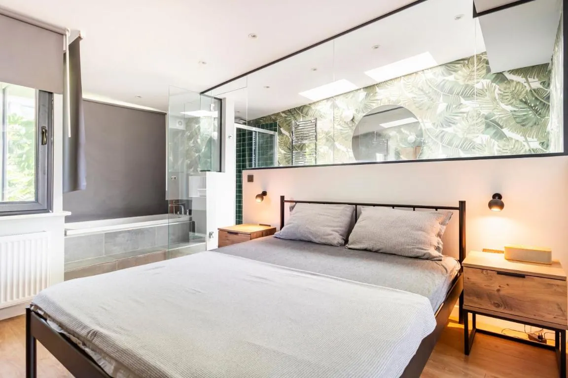 Image of Decent apartment with a magnificent terrace , view
