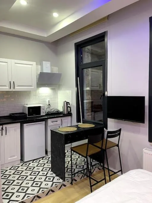Image 6 of Deluxe cozy flat in Taksim 3