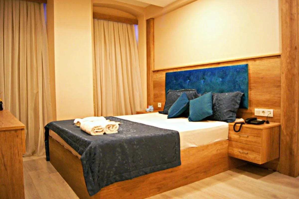 Image 1 of Destinia Pera Suites