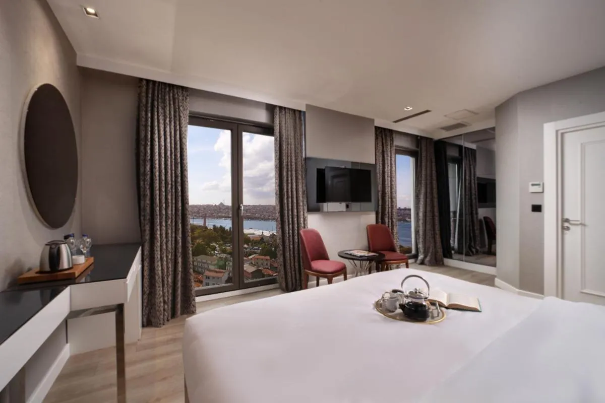 Image 4 of Dora Pera Hotel