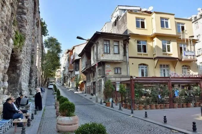 Image 2 of Dublex flat in taksim