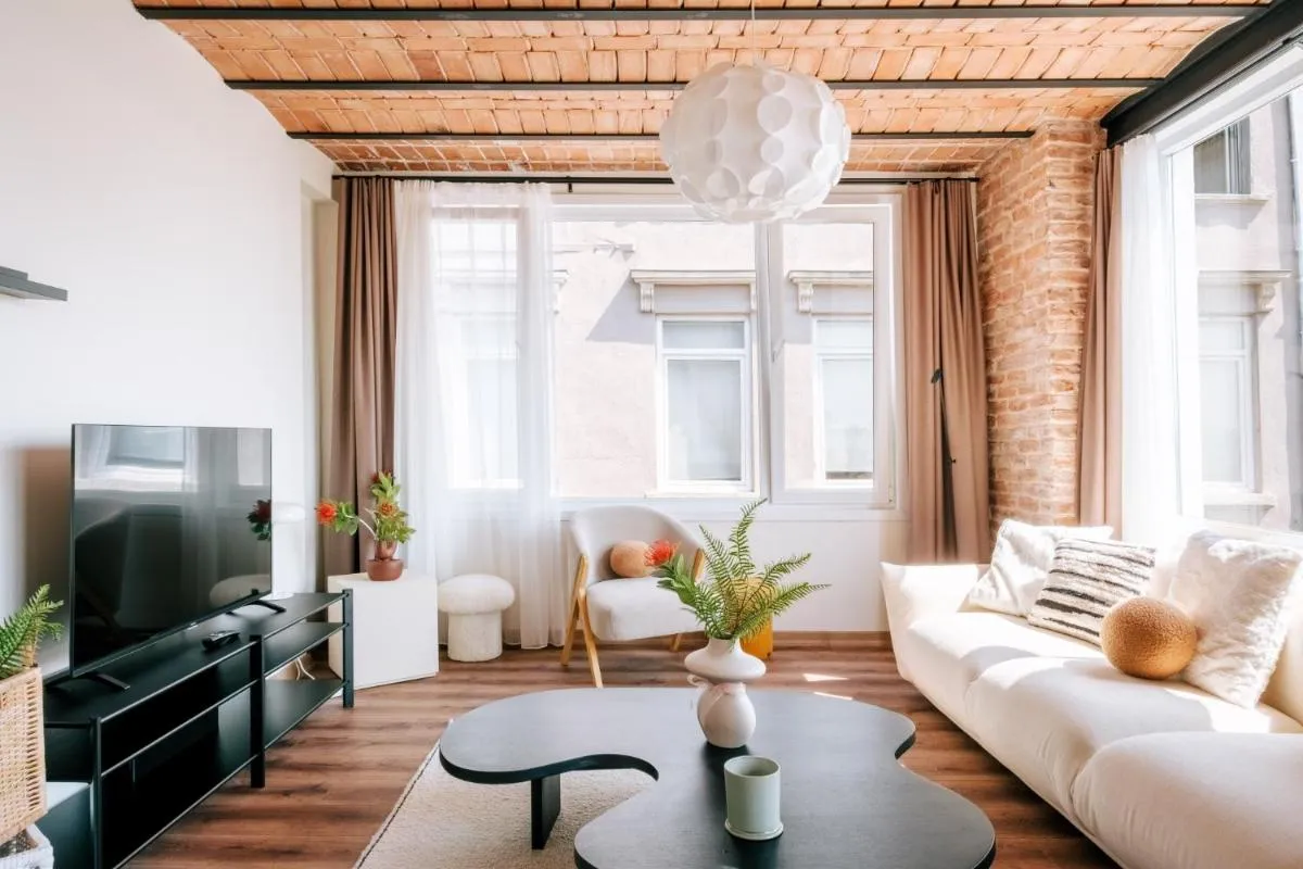 Image 4 of Flat w City View Near Galata Tower in Istiklal Ave