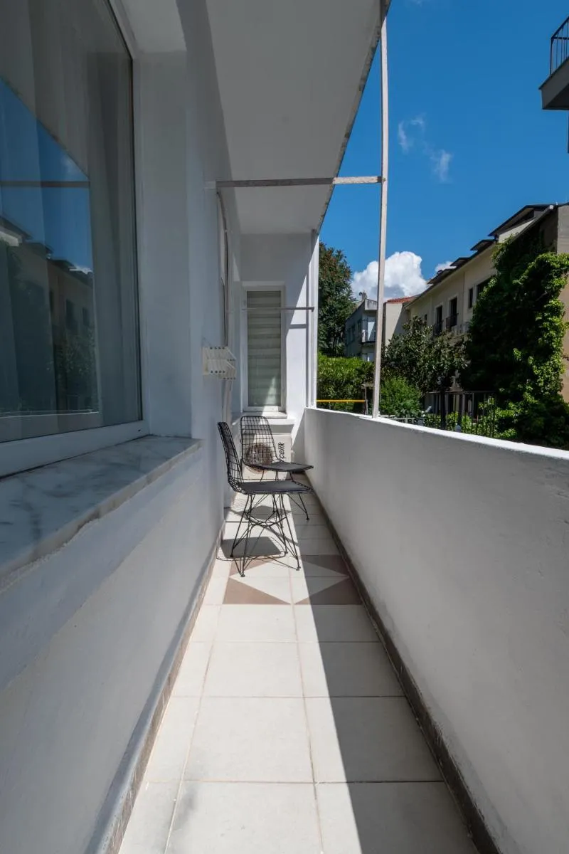 Image 5 of Fully Equipped & Modern Designed Spectacular 3BR