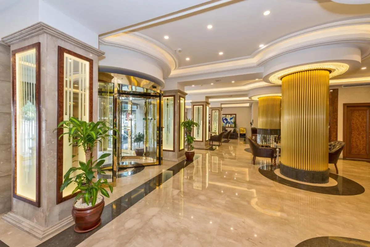 Image 5 of Glorious Hotel