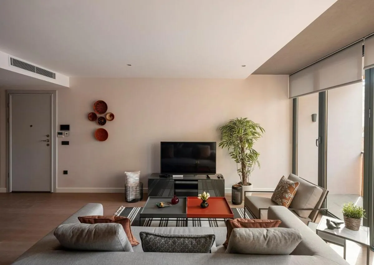 Image 4 of Gorgeous Bright Modern 2bed2bath Home! #69