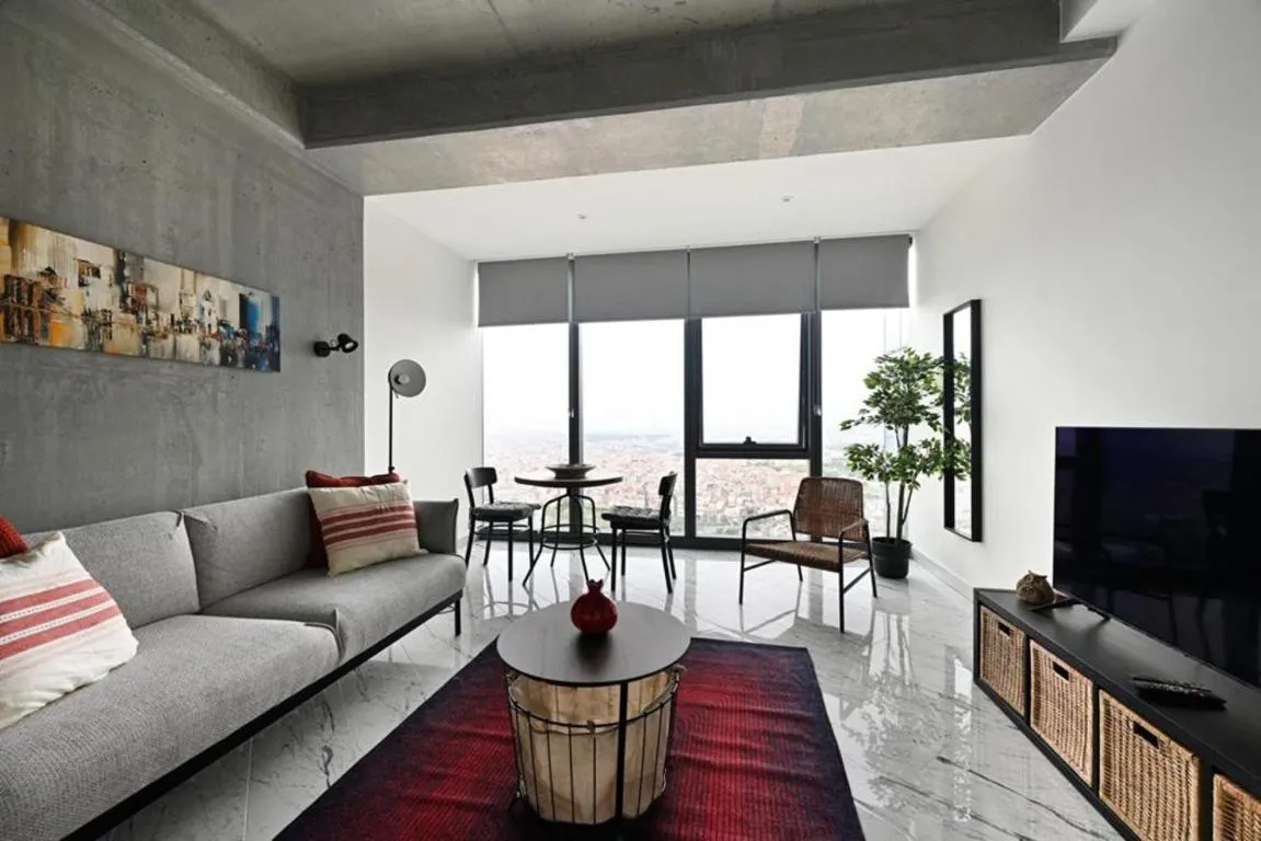 Image of Gorgeous Bright Studio W Parking Poolviews! #236
