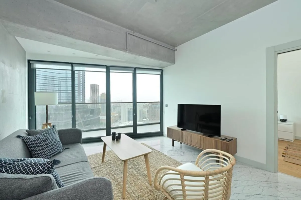 Image 5 of Gorgeous Modern 1bd Terracepoolviews! #183