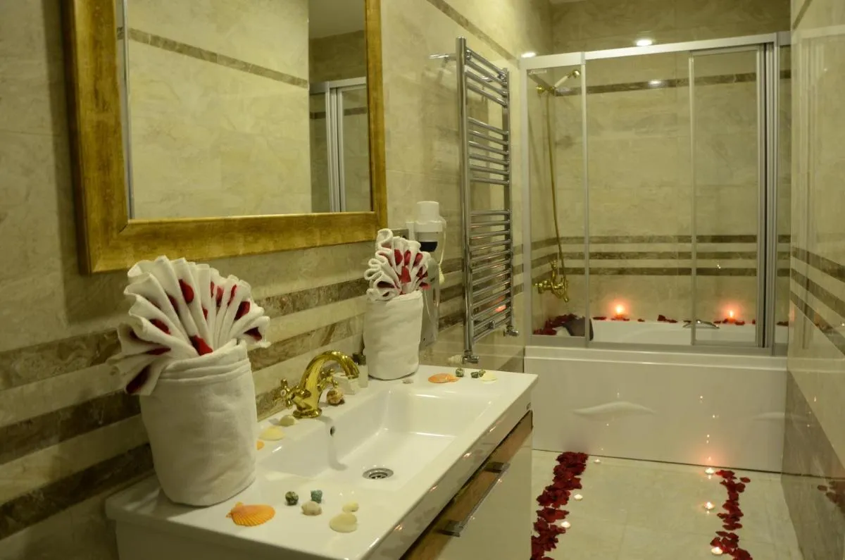 Image 4 of Gumus Palace Hotel