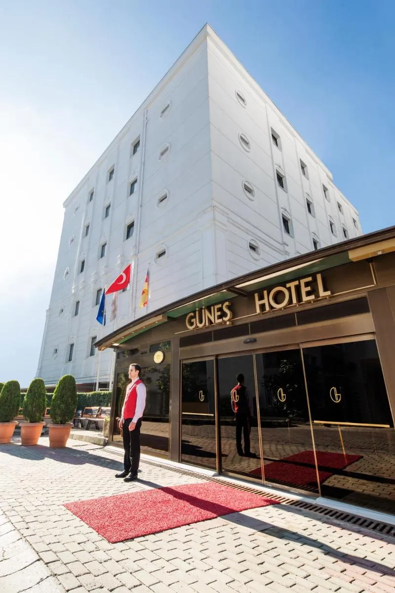Image 3 of Güneş Hotel Merter