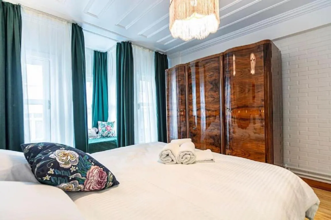 Image of Historical 4-BR Home Steps from Beşiktaş Stadium & Bosphorus Views – Prime Nişantaşı Location!