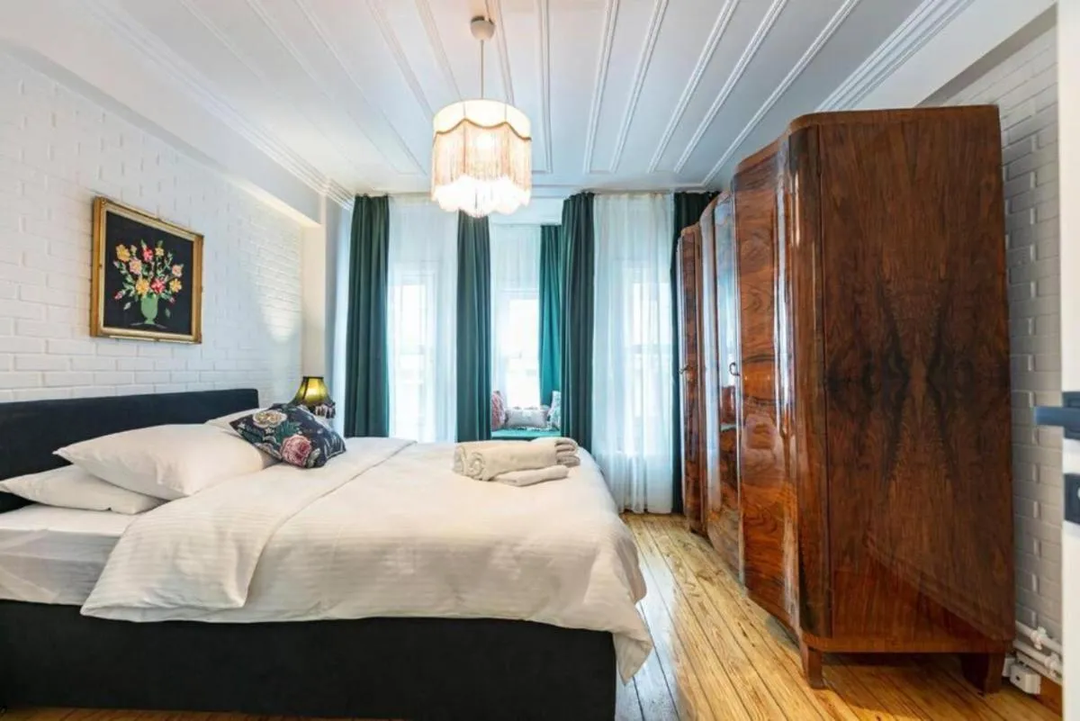 Image 4 of Historical 4-BR Home Steps from Beşiktaş Stadium & Bosphorus Views – Prime Nişantaşı Location!