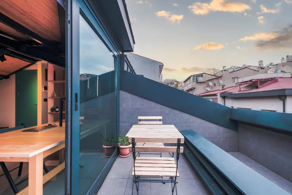 Image 2 of Homie Suites – ”Loft 27” Urban Comfort Suites in the Heart of Cihangir