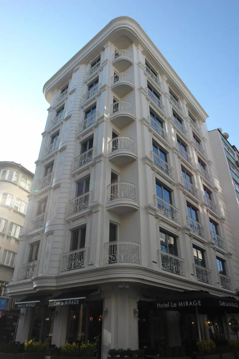 Image 3 of Hotel Le Mirage