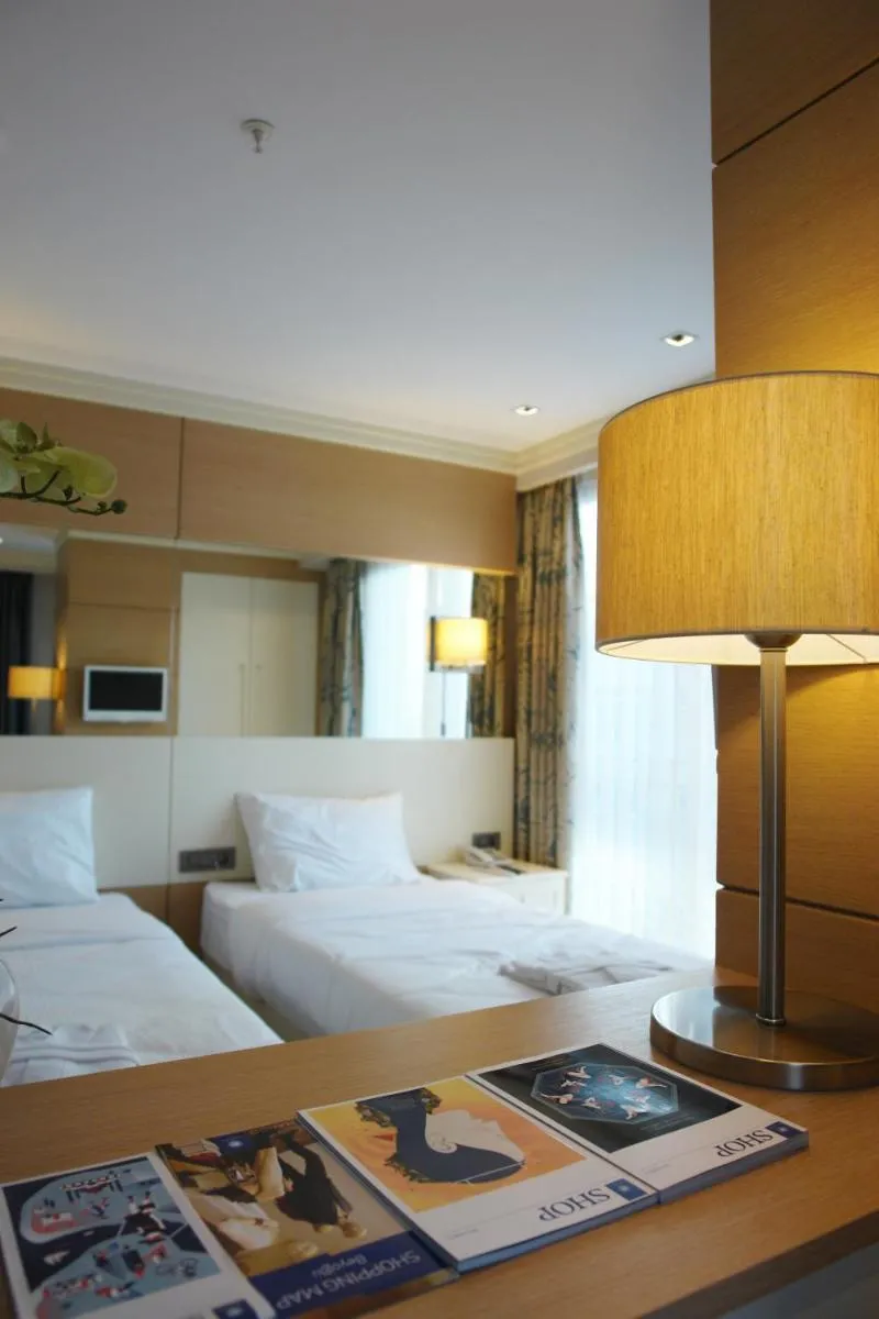 Image 6 of Hotel Le Mirage