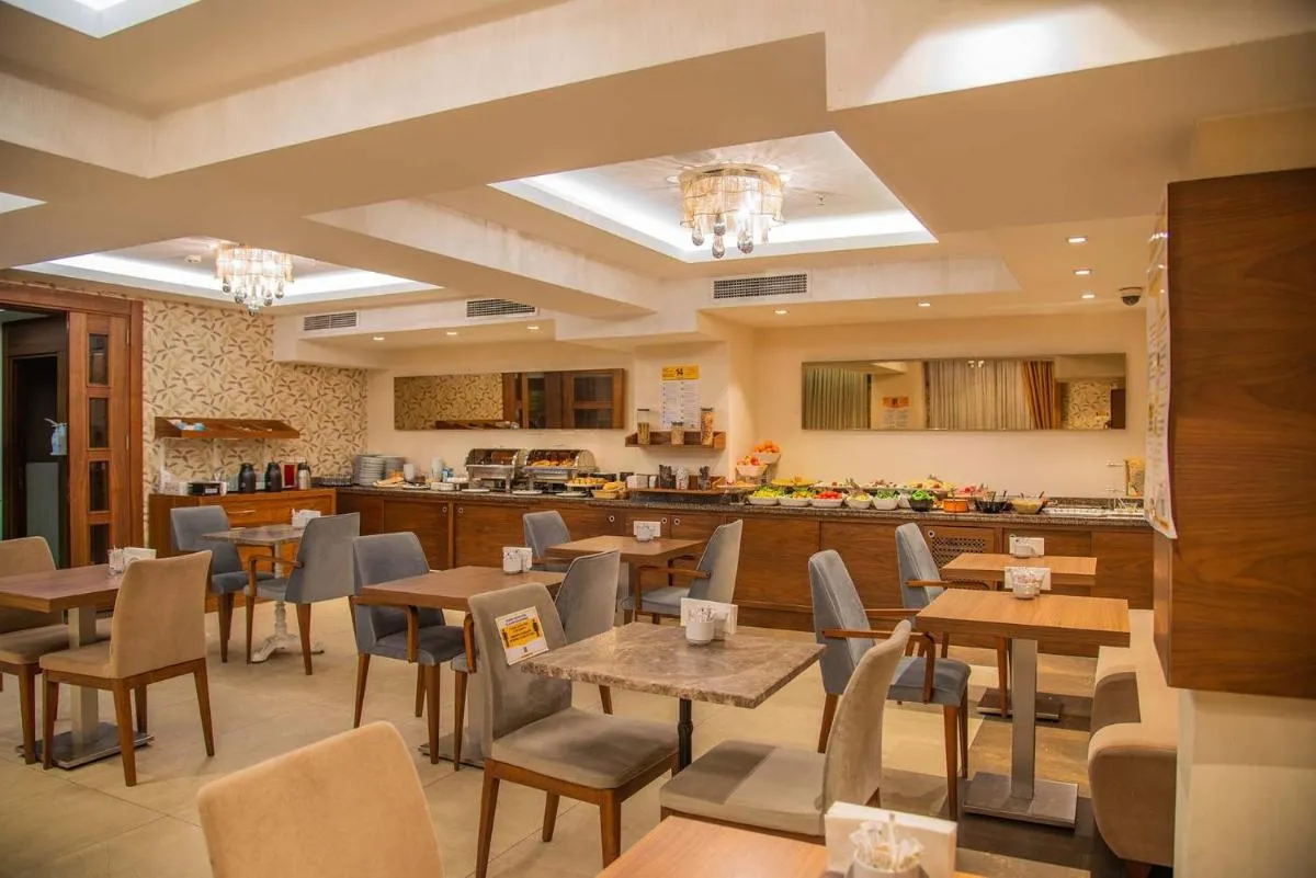 Image 1 of Hotel Le Mirage