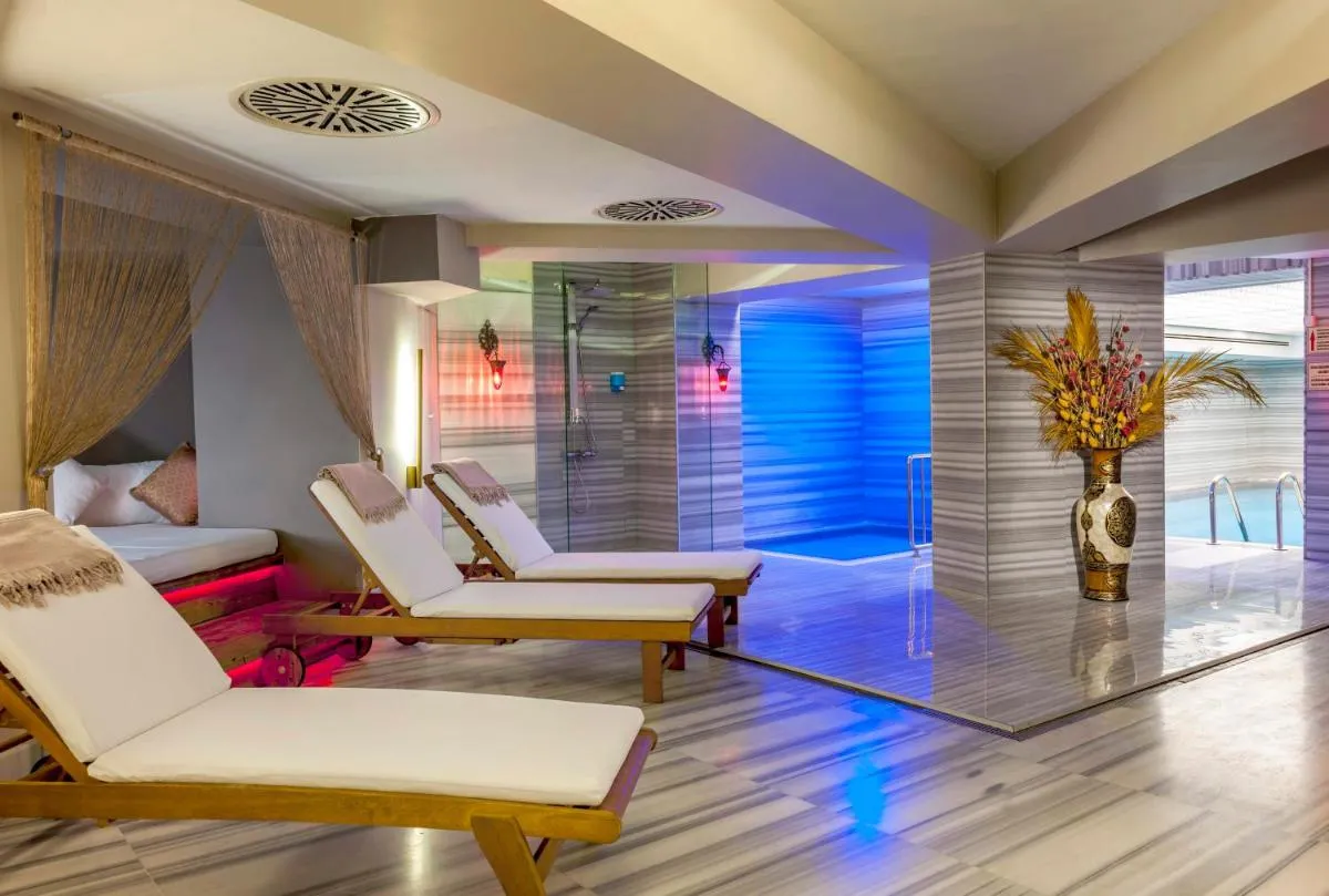 Image 5 of Hotel Yasmak Sultan